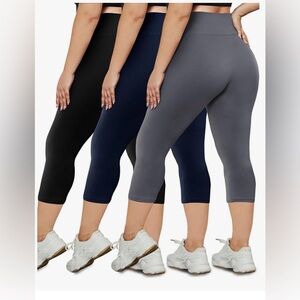 Amazon Grey capris size large/ xl